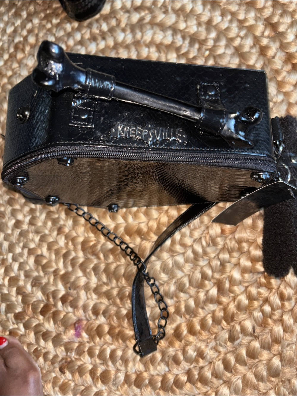 Unique Creepsville Casket Shoulder Bag Faux Snake Goth Rabbit Attached NWOT - Picture 6 of 10